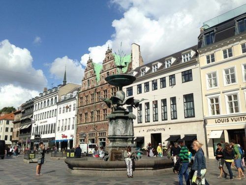 En Strøget hay numerosas tiendas de lujo. Fotografía: Karen Mardahl