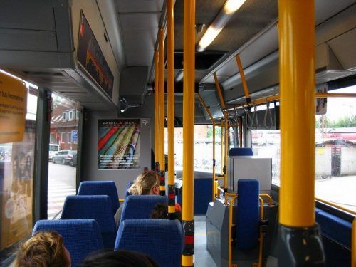 Interior de un autobús de Copenhague